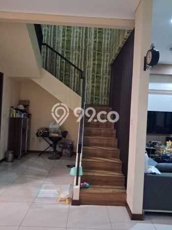 Dijual Rumah Mewah Megah Dengan View Cantik di harapan indah, Bekasi Dijual Rumah Mewah Megah Dengan View Cantik di harapan indah, Bekasi
