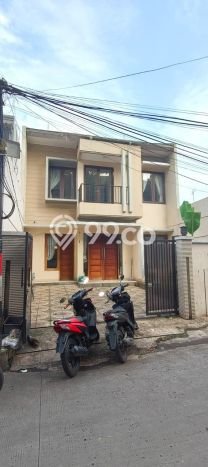Hunian Cantik Minimalis Lb 150m2 di Jatinegara, Jakarta Timur Hunian Cantik Minimalis Lb 150m2 di Jatinegara, Jakarta Timur