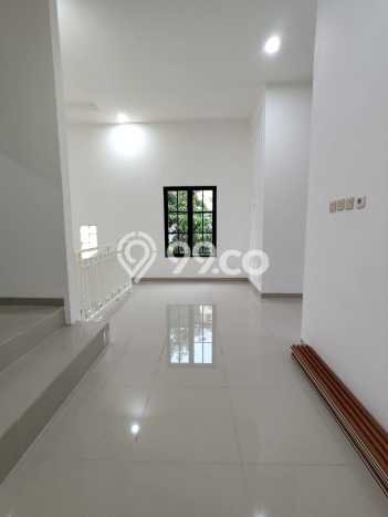 Rumah di Harapan Indah, Bekasi, LT 60m² Bangunan 100m² - INVESTASI TERBAIK! Rumah di Harapan Indah, Bekasi, LT 60m² Bangunan 100m² - INVESTASI TERBAIK!