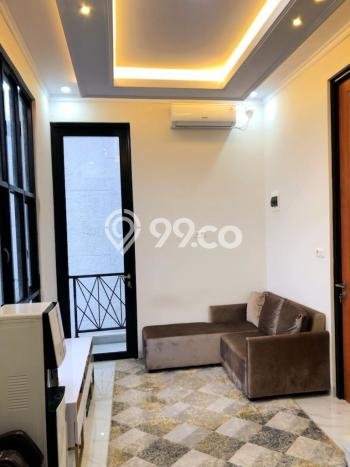 Rumah Strategis Modern Lb 150m2 di Jagakarsa, Jakarta Selatan Rumah Strategis Modern Lb 150m2 di Jagakarsa, Jakarta Selatan