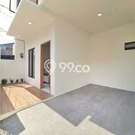 Rumah 4 Kamar Tidur Lokasi Premium di Harapan Indah, Dekat Pusat Kota, Bekasi Rumah 4 Kamar Tidur Lokasi Premium di Harapan Indah, Dekat Pusat Kota, Bekasi