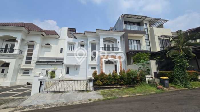 Rumah Strategis Modern Lb 200m2 di Jatisampurna, Bekasi Rumah Strategis Modern Lb 200m2 di Jatisampurna, Bekasi