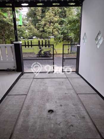 Disewakan Rumah Harga Terjangkau di Harapan Indah Bekasi dengan 3 KT Disewakan Rumah Harga Terjangkau di Harapan Indah Bekasi dengan 3 KT