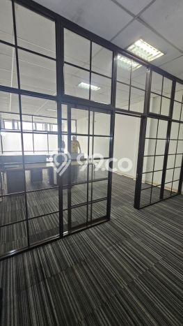 FOR RENT! Ruko di Mampang Cocok untuk Bisnis 328m2 FOR RENT! Ruko di Mampang Cocok untuk Bisnis 328m2