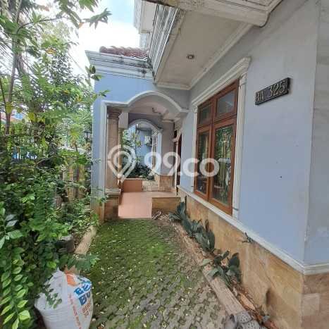 Ready to Use! Premium House LT 251m2 Desain Modern di Pekayon Ready to Use! Premium House LT 251m2 Desain Modern di Pekayon