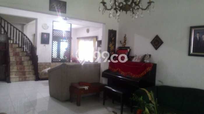 Dijual Rumah Premium dengan Fasilitas Sekitar Komplit di Tebet, Jakarta Selatan Dijual Rumah Premium dengan Fasilitas Sekitar Komplit di Tebet, Jakarta Selatan