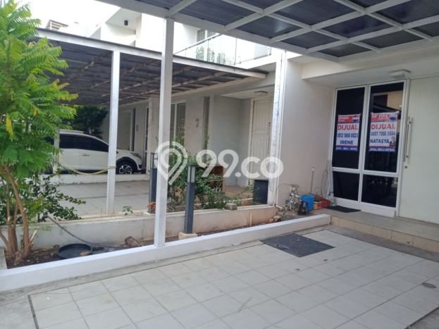For Sale Rumah 5 Kamar Lokasi Strategis Bagus dan Strategis di Cakung For Sale Rumah 5 Kamar Lokasi Strategis Bagus dan Strategis di Cakung