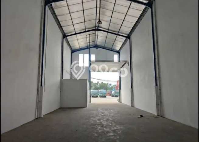 Unit Gudang Disewakan di Rorotan di Area Ramai & Strategis Unit Gudang Disewakan di Rorotan di Area Ramai & Strategis