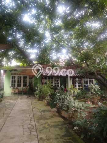 Rumah Elit Modern Tanpa Renovasi di Jatiwaringin Jakarta Timur Rumah Elit Modern Tanpa Renovasi di Jatiwaringin Jakarta Timur