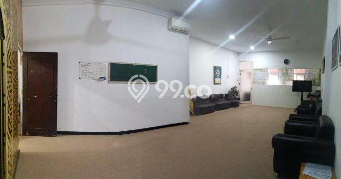 Ruko Disewa di Bandung dengan LB 250m2 Area Komersial Ramai Ruko Disewa di Bandung dengan LB 250m2 Area Komersial Ramai