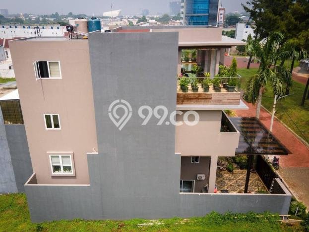 Jual Rumah Mewah Megah Dengan View Cantik di Gading Serpong, Tangerang Jual Rumah Mewah Megah Dengan View Cantik di Gading Serpong, Tangerang