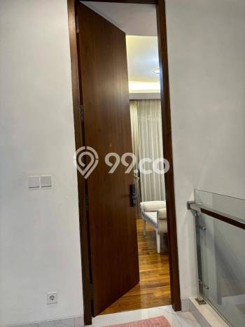 Jual Rumah Mewah Megah Dengan View Cantik di Gading Serpong, Tangerang Jual Rumah Mewah Megah Dengan View Cantik di Gading Serpong, Tangerang