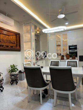 Jual Rumah Mewah Megah Dengan View Cantik di Gading Serpong, Tangerang Jual Rumah Mewah Megah Dengan View Cantik di Gading Serpong, Tangerang