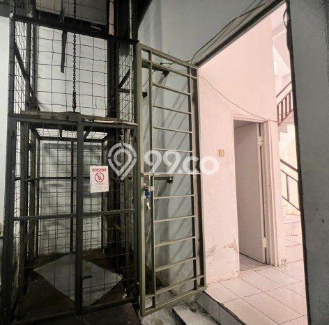 FOR RENT! Gudang di Pantai Indah Kapuk Cocok untuk Bisnis 720m2 FOR RENT! Gudang di Pantai Indah Kapuk Cocok untuk Bisnis 720m2