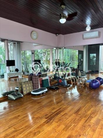 Jual Rumah Mewah Megah Dengan View Cantik di Gading Serpong, Tangerang Jual Rumah Mewah Megah Dengan View Cantik di Gading Serpong, Tangerang