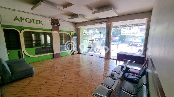 Ruko untuk disewa di Blimbing punya LT 452m2 & LB 445m2 harga sewa kompetitif Ruko untuk disewa di Blimbing punya LT 452m2 & LB 445m2 harga sewa kompetitif