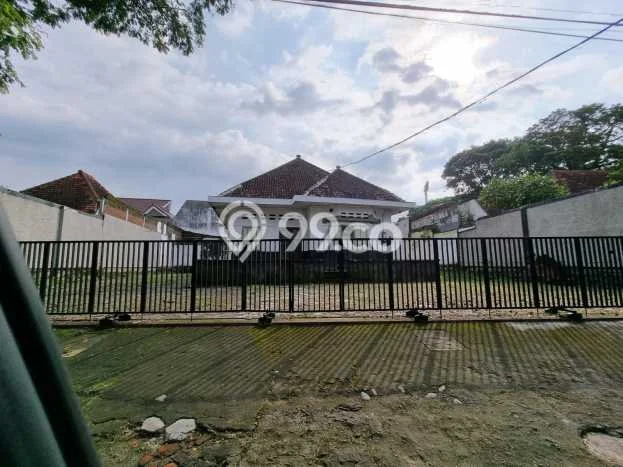 Rumah Cantik Siap Pakai Di Klojen Luas 500m2 Aman Rumah Cantik Siap Pakai Di Klojen Luas 500m2 Aman