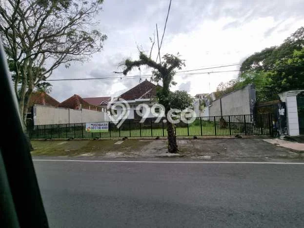 Rumah Cantik Siap Pakai Di Klojen Luas 500m2 Aman Rumah Cantik Siap Pakai Di Klojen Luas 500m2 Aman
