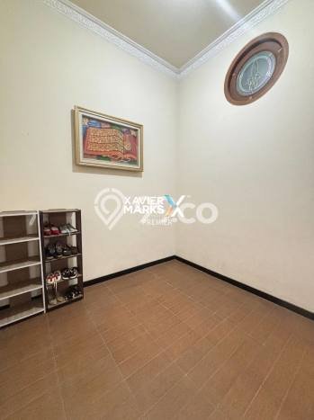 HARGA SPECIAL! Rumah Asri di , Malang, LT 240m2m² LB 400m2m² BISA KPR! HARGA SPECIAL! Rumah Asri di , Malang, LT 240m2m² LB 400m2m² BISA KPR!