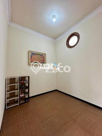 Rumah Mewah LB 400m2 Siap Pakai Desain Elegan di Araya, Malang Rumah Mewah LB 400m2 Siap Pakai Desain Elegan di Araya, Malang
