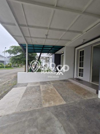 Disewakan! Rumah 3 Kamar Tidur &
2 Kamar Mandi di Soekarno Hatta, Malang Disewakan! Rumah 3 Kamar Tidur &
2 Kamar Mandi di Soekarno Hatta, Malang