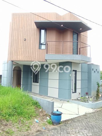 Vila Berkualitas Kawasan Junrejo, Ukuran 98m2m², Lokasi Premium dengan jalan mudah Vila Berkualitas Kawasan Junrejo, Ukuran 98m2m², Lokasi Premium dengan jalan mudah