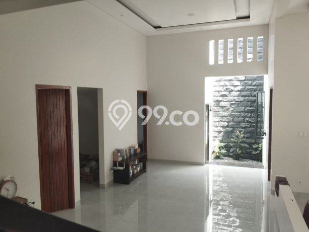 Dijual Rumah 4 Kamar Lokasi Ideal Bagus dan Strategis di Blimbing Dijual Rumah 4 Kamar Lokasi Ideal Bagus dan Strategis di Blimbing