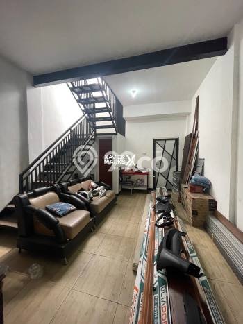 Ruko Dijual Lokasi Emas di Pakis Luas 102m2 Ruko Dijual Lokasi Emas di Pakis Luas 102m2