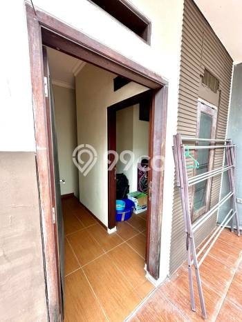Disewakan! Rumah 3 Kamar Tidur &
1 Kamar Mandi di Soekarno Hatta, Malang Disewakan! Rumah 3 Kamar Tidur &
1 Kamar Mandi di Soekarno Hatta, Malang