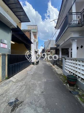 Dijual Kost Strategis di Dau, Malang 22 KT, 4 KM, Luas Bangunan 360m2 Dijual Kost Strategis di Dau, Malang 22 KT, 4 KM, Luas Bangunan 360m2