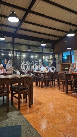 LOKASI PREMIUM! Komersial Area Komersial Kawasan Klojen, Luas 173m2m², Siap Bisnis LOKASI PREMIUM! Komersial Area Komersial Kawasan Klojen, Luas 173m2m², Siap Bisnis