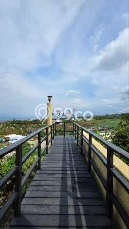 LOKASI TERBAIK! Vila di Batu, Dimensi 553m2m², Lingkungan Tenang dan aman LOKASI TERBAIK! Vila di Batu, Dimensi 553m2m², Lingkungan Tenang dan aman