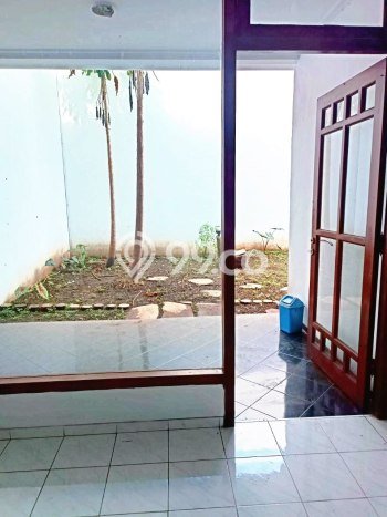 Rumah sewa siap pakai 5 KT di Soekarno Hatta, Malang Rumah sewa siap pakai 5 KT di Soekarno Hatta, Malang