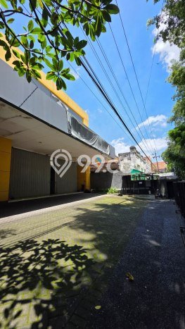 Unit Komersial Disewa Lokasi Klojen, Malang Spesifikasi Luas Bangunan 288m2 Unit Komersial Disewa Lokasi Klojen, Malang Spesifikasi Luas Bangunan 288m2