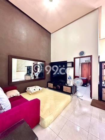 Disewakan! Rumah 3 Kamar Tidur &
1 Kamar Mandi di Soekarno Hatta, Malang Disewakan! Rumah 3 Kamar Tidur &
1 Kamar Mandi di Soekarno Hatta, Malang