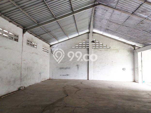 Disewakan Gudang di Pusat Kota Malang Ramai Strategis Disewakan Gudang di Pusat Kota Malang Ramai Strategis