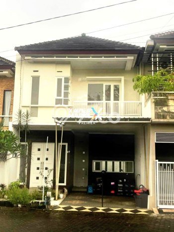 Rumah Modern Cantik 3 KT Bisa Langsung Pindah di Blimbing Rumah Modern Cantik 3 KT Bisa Langsung Pindah di Blimbing