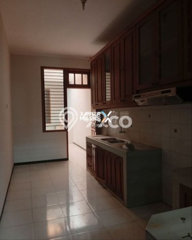Siap Huni Rumah Mewah 7 Kamar di Blimbing Dekat ke Mana Pun Siap Huni Rumah Mewah 7 Kamar di Blimbing Dekat ke Mana Pun