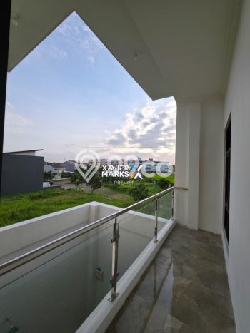 Rumah Eksklusif Dijual LT 239m2 di Karangploso, Malang Rumah Eksklusif Dijual LT 239m2 di Karangploso, Malang