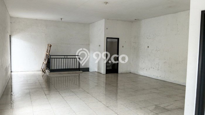 Disewakan Ruko di Kawasan Ramai Gadang Luas 240m2 Disewakan Ruko di Kawasan Ramai Gadang Luas 240m2