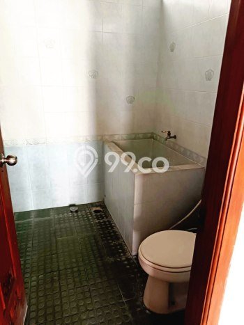 Rumah sewa siap pakai 5 KT di Soekarno Hatta, Malang Rumah sewa siap pakai 5 KT di Soekarno Hatta, Malang