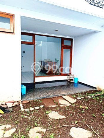 Rumah sewa siap pakai 5 KT di Soekarno Hatta, Malang Rumah sewa siap pakai 5 KT di Soekarno Hatta, Malang
