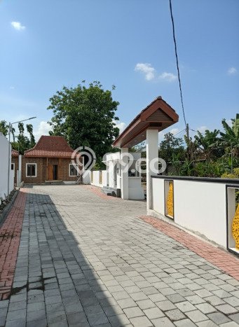 Rumah Sederhana Dijual di Turi 2 Kamar dengan LT 80m2 Rumah Sederhana Dijual di Turi 2 Kamar dengan LT 80m2