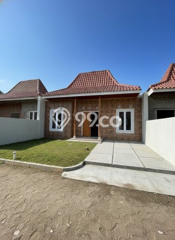 Rumah Sederhana Dijual di Turi 2 Kamar dengan LT 80m2 Rumah Sederhana Dijual di Turi 2 Kamar dengan LT 80m2
