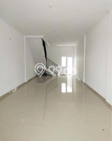 Ruko Kawasan Komersial di Kalasan, Luas 150m², Ramai Ruko Kawasan Komersial di Kalasan, Luas 150m², Ramai