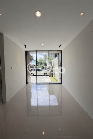 Rumah Modern Minimalis 3 Kamar Siap Huni di Depok Rumah Modern Minimalis 3 Kamar Siap Huni di Depok