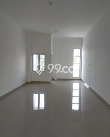 Ruko Kawasan Komersial di Kalasan, Luas 150m², Ramai Ruko Kawasan Komersial di Kalasan, Luas 150m², Ramai