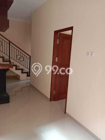 Disewakan! Rumah 3 Kamar Tidur &
2 Kamar Mandi di Renon, Denpasar Disewakan! Rumah 3 Kamar Tidur &
2 Kamar Mandi di Renon, Denpasar