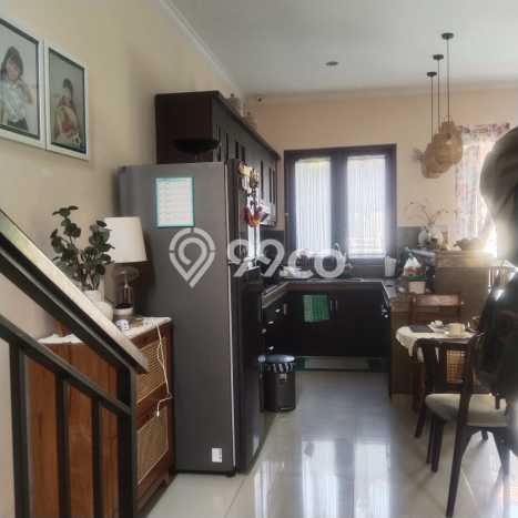 Disewakan Vila Kawasan , Area 0m2m², Lokasi Strategis Disewakan Vila Kawasan , Area 0m2m², Lokasi Strategis