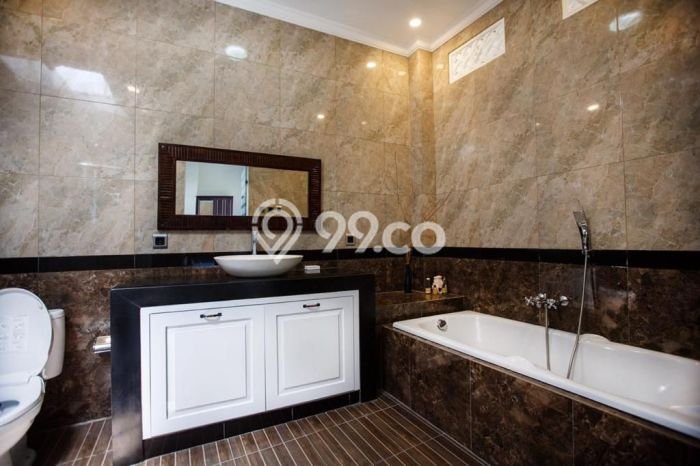 FOR SALE! Vila di , Luas 275m2m², Posisi Premium FOR SALE! Vila di , Luas 275m2m², Posisi Premium